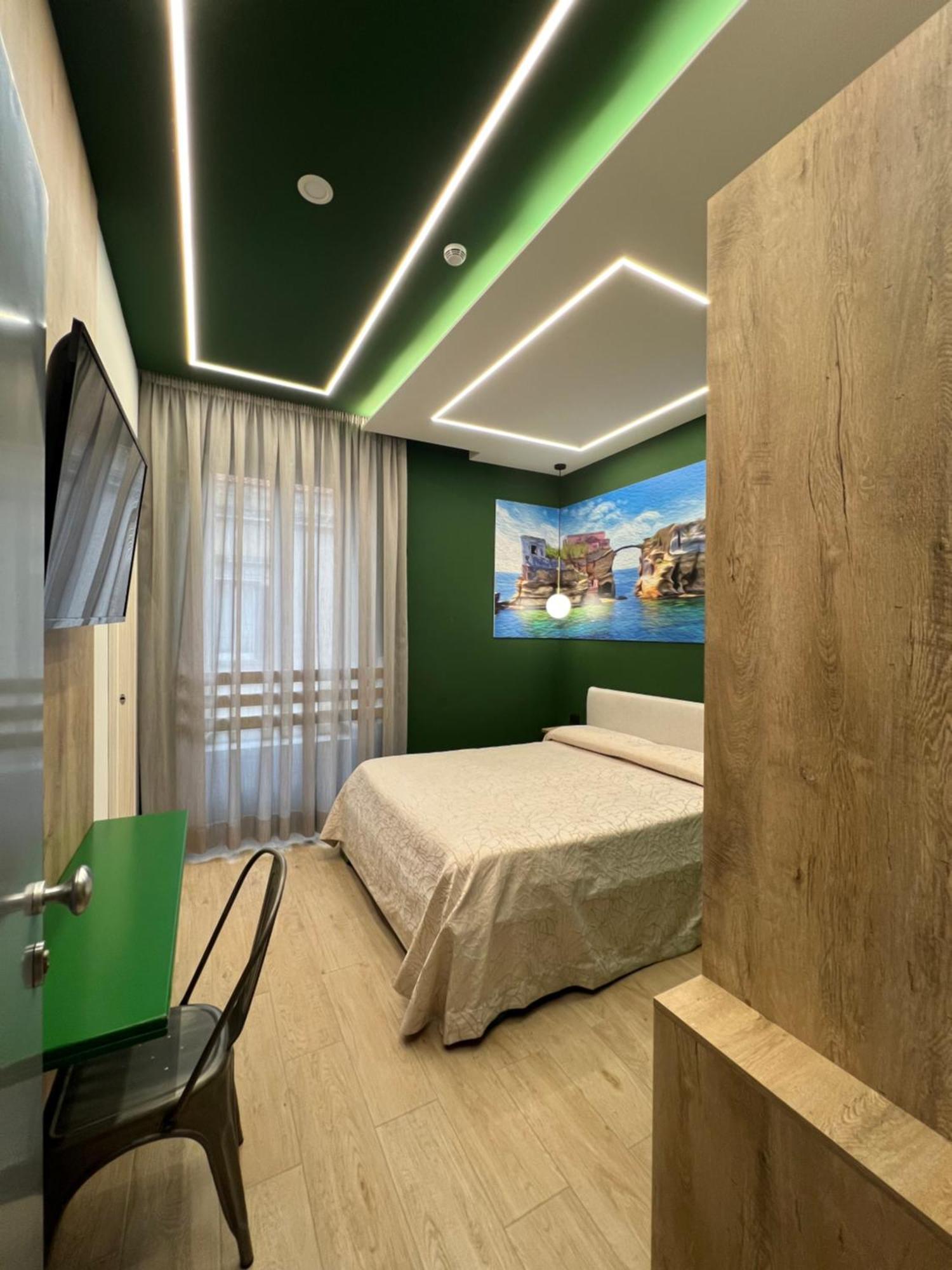 Relais Piazza Del Plebiscito B&B Неаполь Экстерьер фото