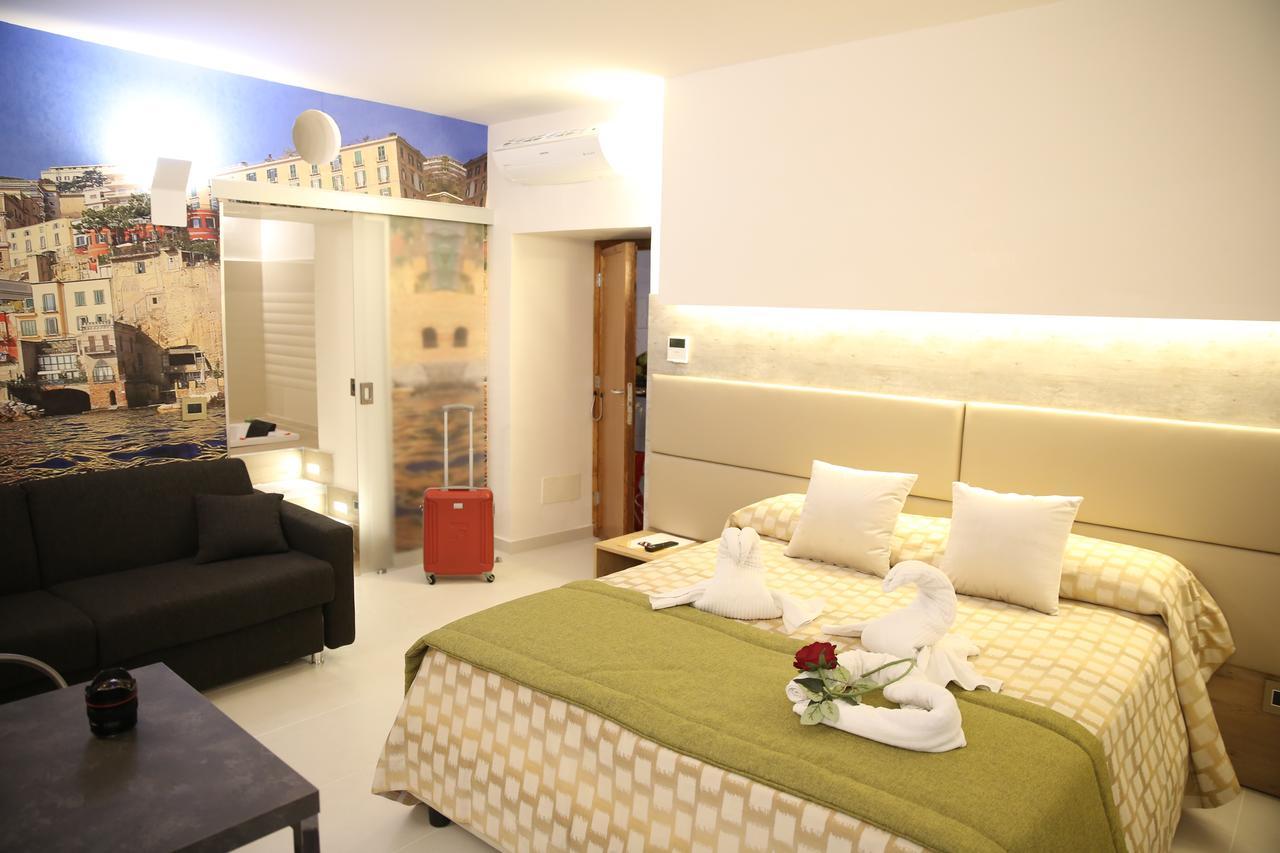 Relais Piazza Del Plebiscito B&B Неаполь Экстерьер фото