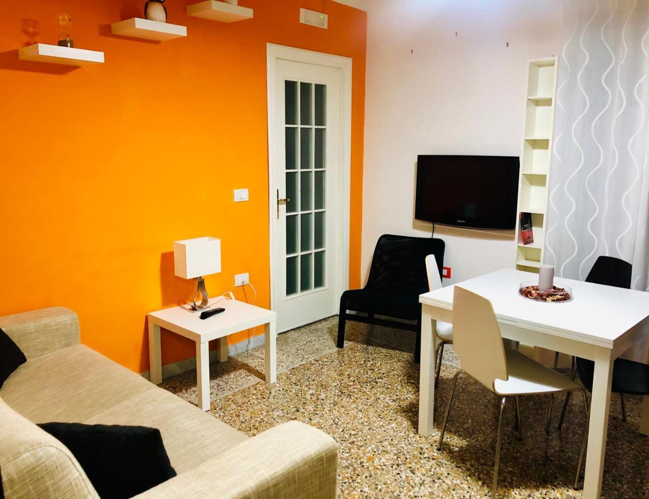 Relais Piazza Del Plebiscito B&B Неаполь Экстерьер фото